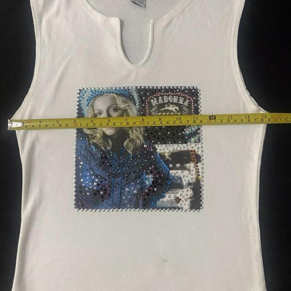 MADONNA Dolce & Gabbana Drowned World Tour 2001 MUSIC Cropped T Crystal Studs L - Picture 6 of 6